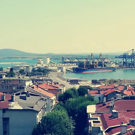 Apartmán за гости во1 Burgas City