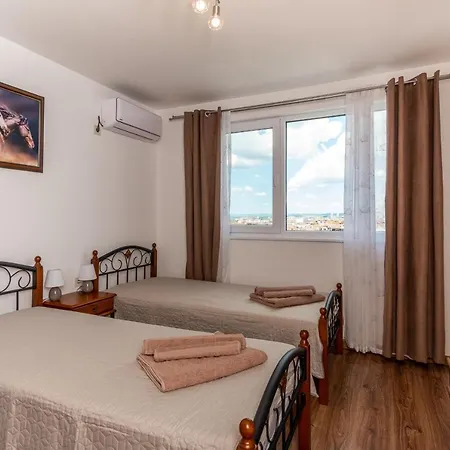 شقة за гости во1 *