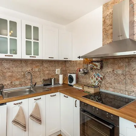 за гости во1 * Μπουργκάς